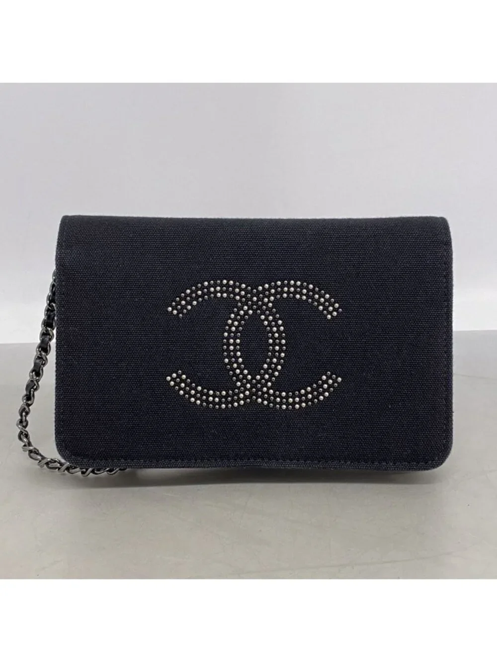 Chanel wallet chain